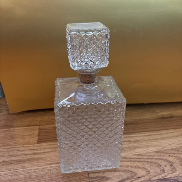 Other - Vintage clear glass diamond point decanter